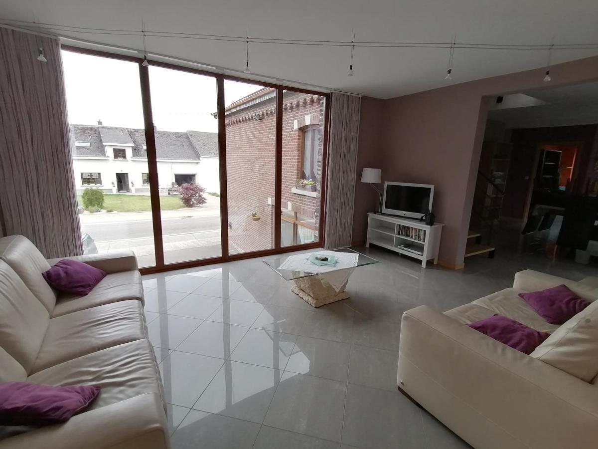 L'Atelier D'Arthur - Gite Chaleureux Avec Jacuzzi. Tenneville Bagian luar foto